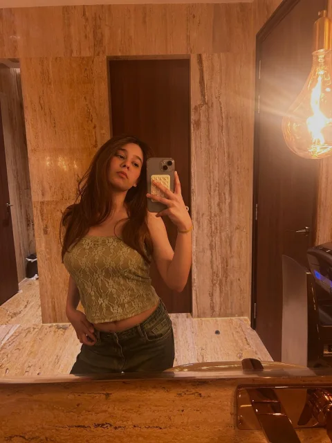 Mahika Malhotra, UGC Creator in Delhi