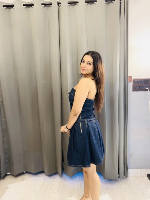 Khushi Takkar, Influencer in Delhi