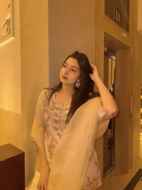 Veedhi Arora, UGC Creator in Nagpur