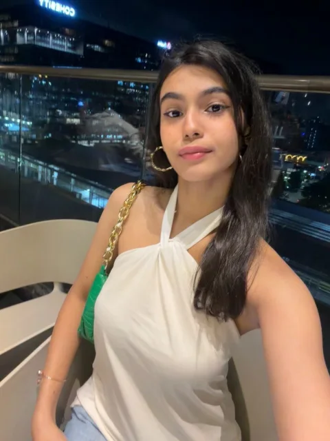 Pooja Sakhare, UGC Creator in Pune