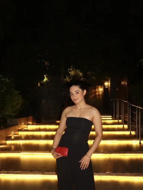 Mehak malhotra, Model in Delhi