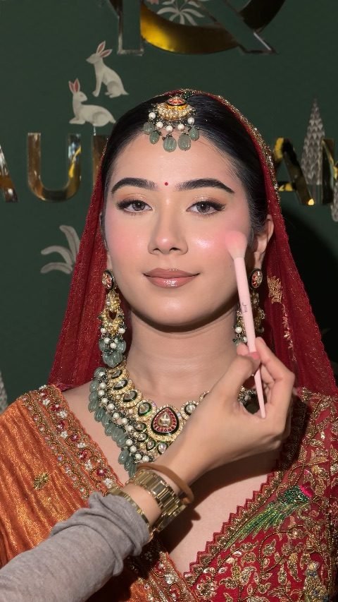 Arshia, Model in Delhi
