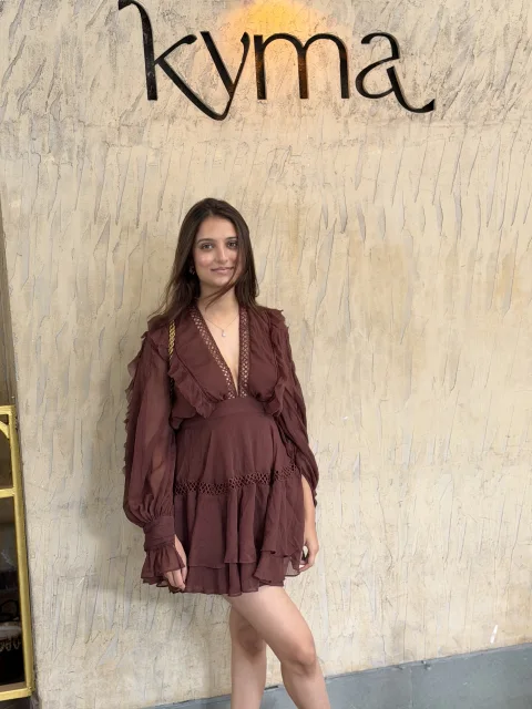 Zinta patel, Model in Mumbai
