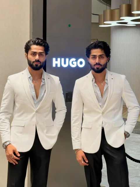 pochitwins, Model in Bengaluru